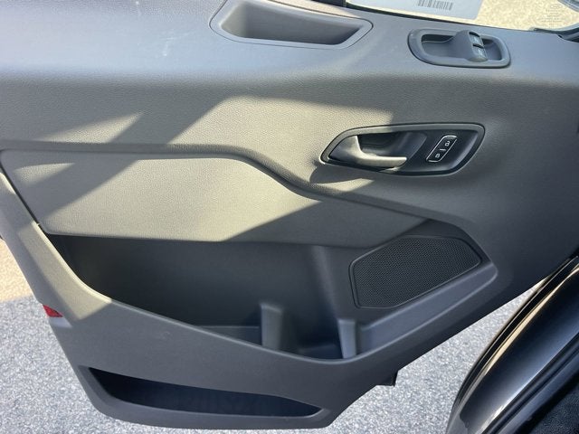 2025 Ford Transit Cargo Van T-250 148" Med Rf 9070 GVWR AWD