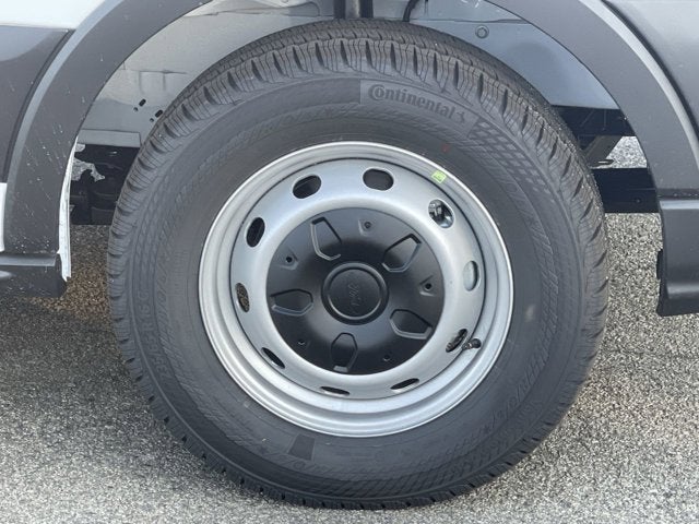 2025 Ford Transit Cargo Van T-150 148" Med Rf 8670 GVWR RWD