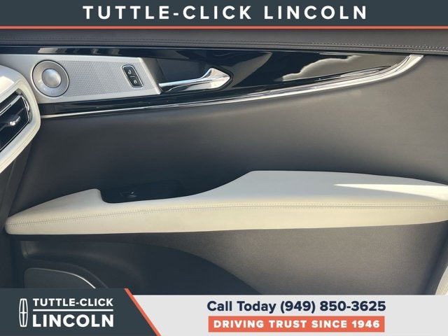 2023 Lincoln Nautilus Black Label