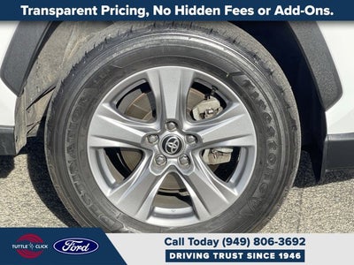 2024 Toyota RAV4 XLE