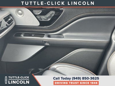 2027 Lincoln Aviator Black Label
