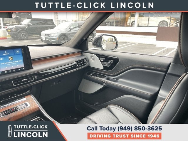 2027 Lincoln Aviator Black Label