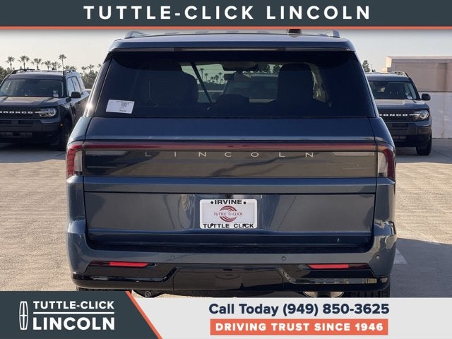 2027 Lincoln Navigator Reserve