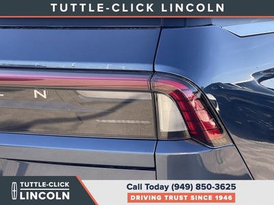 2027 Lincoln Navigator Reserve