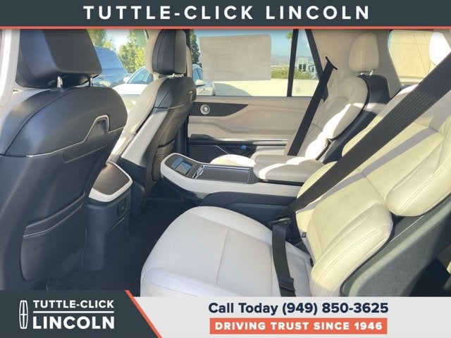 2027 Lincoln Navigator Reserve