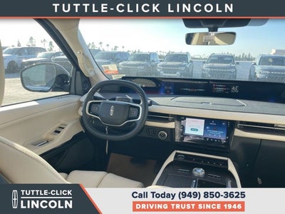 2027 Lincoln Navigator Reserve