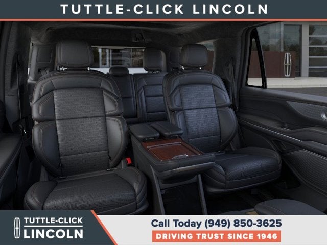 2025 Lincoln Navigator Black Label