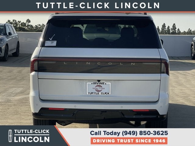 2027 Lincoln Navigator Black Label