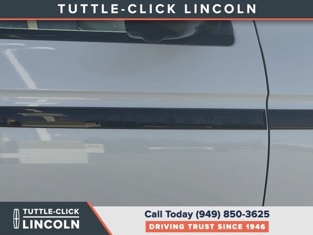 2027 Lincoln Navigator Black Label