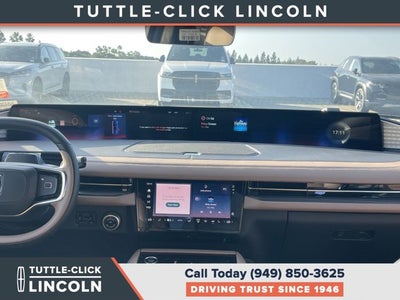 2027 Lincoln Navigator Black Label