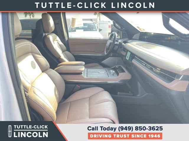 2027 Lincoln Navigator Black Label