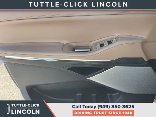 2027 Lincoln Navigator Black Label