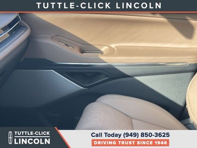 2027 Lincoln Navigator Black Label