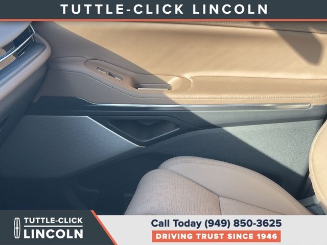 2027 Lincoln Navigator Black Label