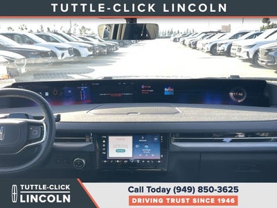 2027 Lincoln Navigator L Reserve