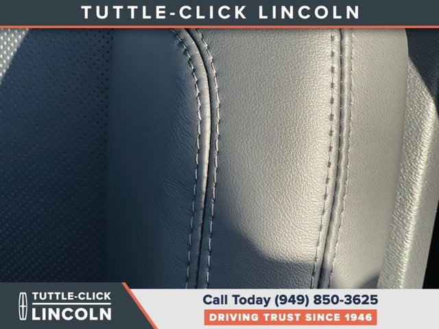 2027 Lincoln Navigator L Reserve