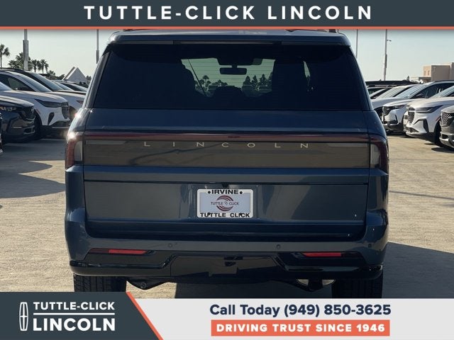 2027 Lincoln Navigator L Reserve