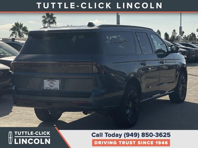 2027 Lincoln Navigator L Reserve