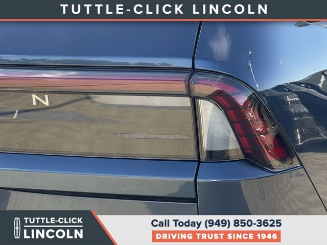 2027 Lincoln Navigator L Reserve