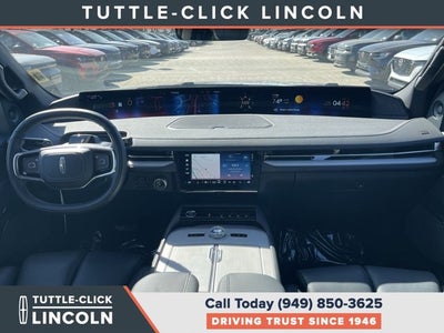 2026 Lincoln Navigator L Reserve