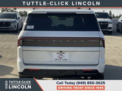 2027 Lincoln Navigator L Reserve