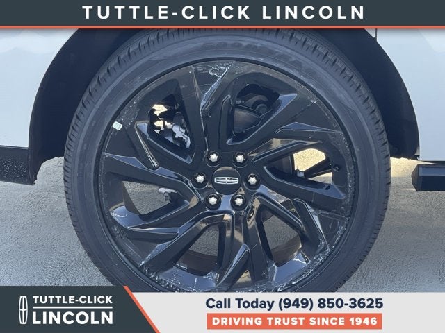 2027 Lincoln Navigator L Reserve