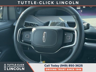 2027 Lincoln Navigator L Reserve