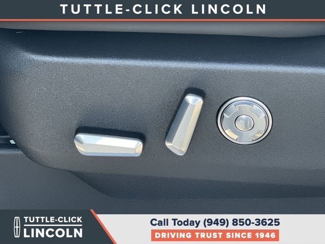 2027 Lincoln Navigator L Reserve