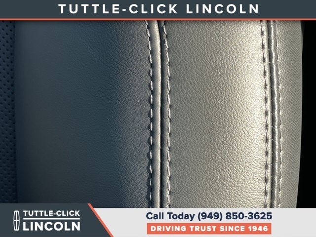 2027 Lincoln Navigator L Reserve