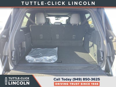 2027 Lincoln Navigator L Reserve