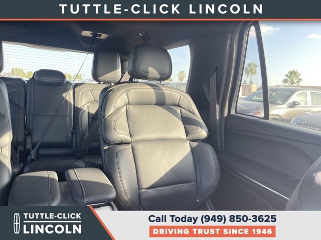 2027 Lincoln Navigator L Reserve