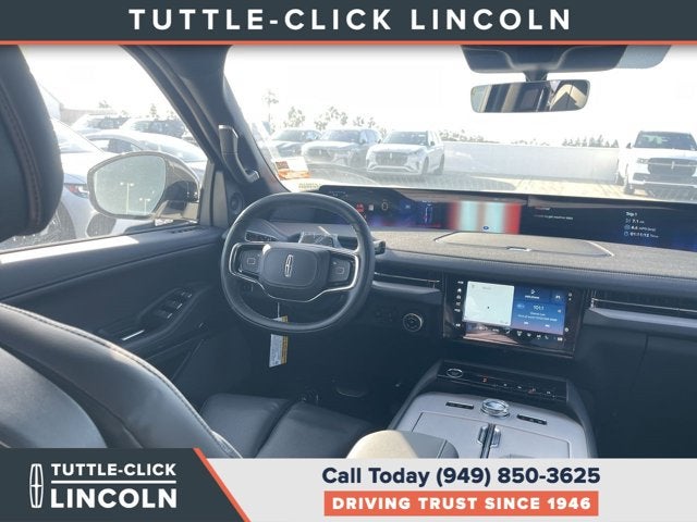 2027 Lincoln Navigator L Reserve
