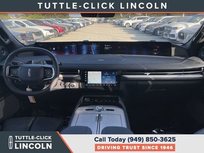 2027 Lincoln Navigator L Reserve