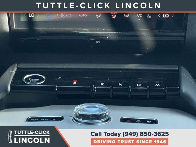 2027 Lincoln Navigator L Reserve