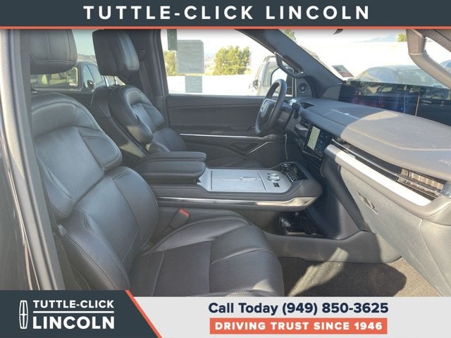 2027 Lincoln Navigator L Reserve