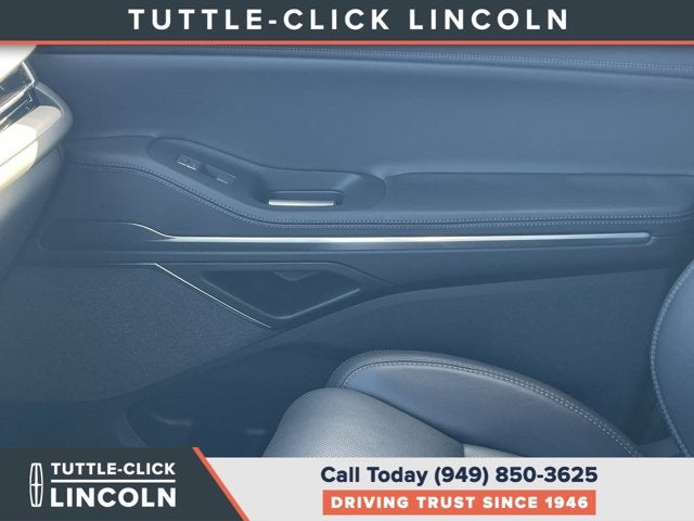 2027 Lincoln Navigator L Reserve