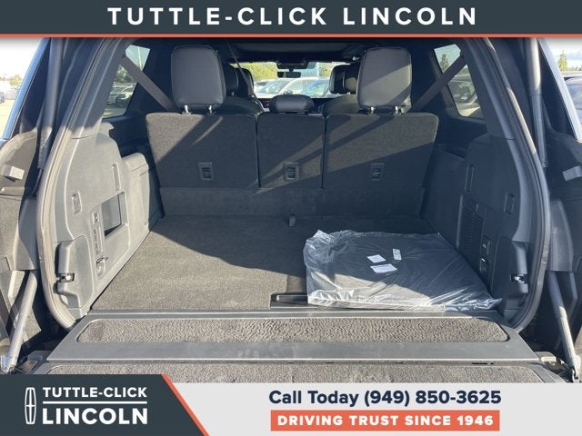 2027 Lincoln Navigator L Reserve