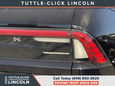 2027 Lincoln Navigator L Reserve