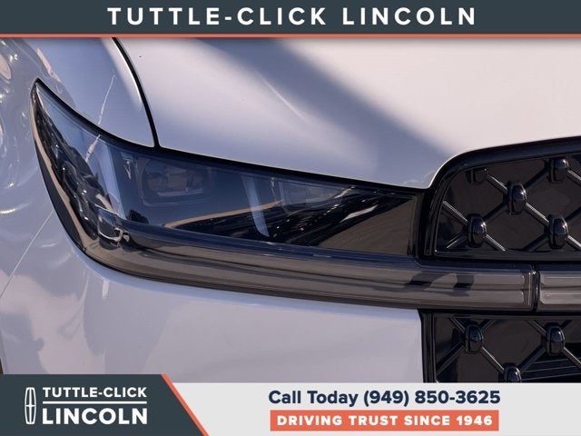 2027 Lincoln Navigator L Reserve