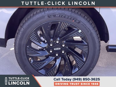 2027 Lincoln Navigator L Reserve