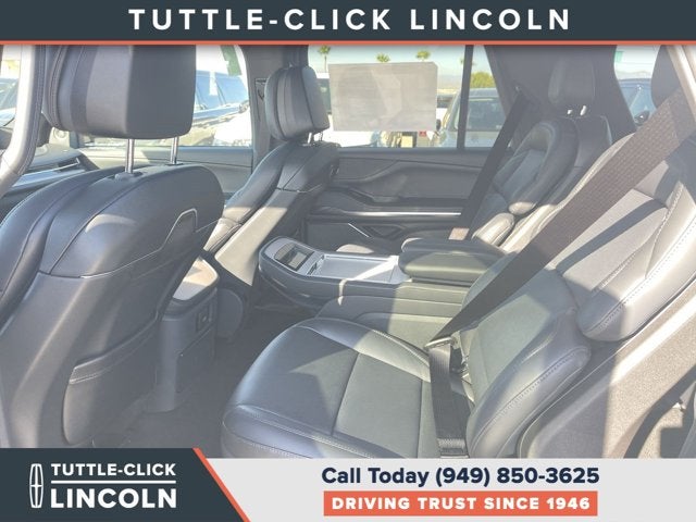 2027 Lincoln Navigator L Reserve