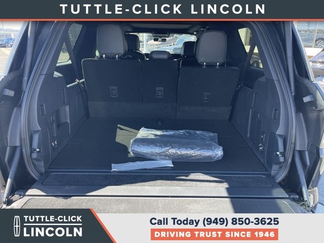 2026 Lincoln Navigator L Reserve