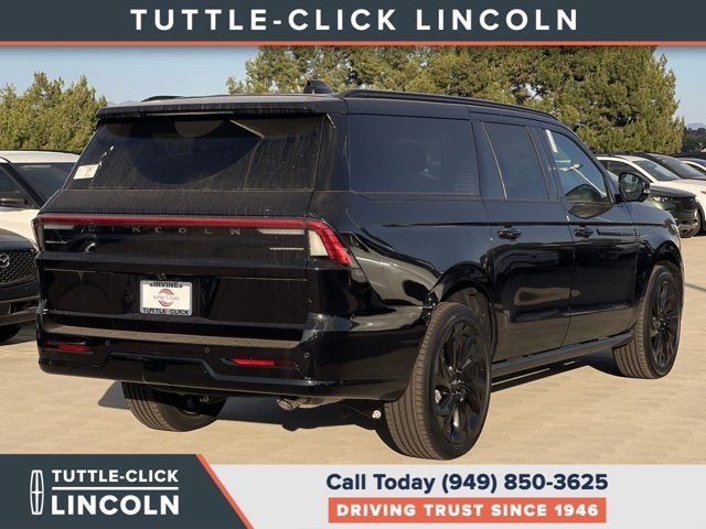 2027 Lincoln Navigator L Reserve