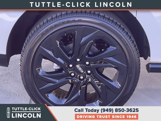 2027 Lincoln Navigator L Reserve