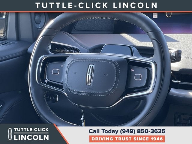 2027 Lincoln Navigator L Reserve