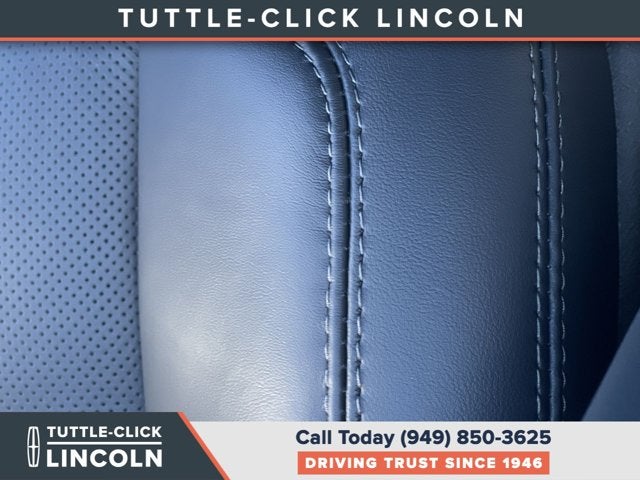 2027 Lincoln Navigator L Reserve