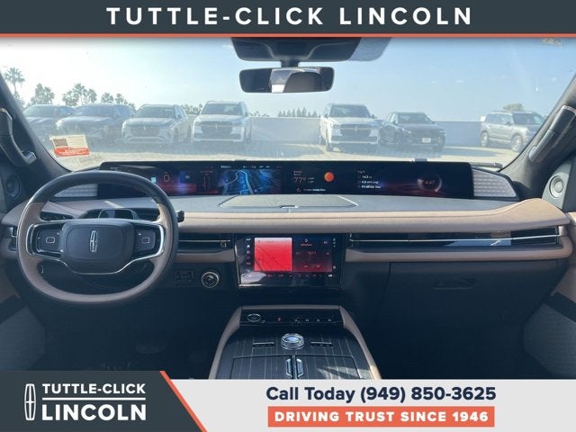 2027 Lincoln Navigator L Black Label