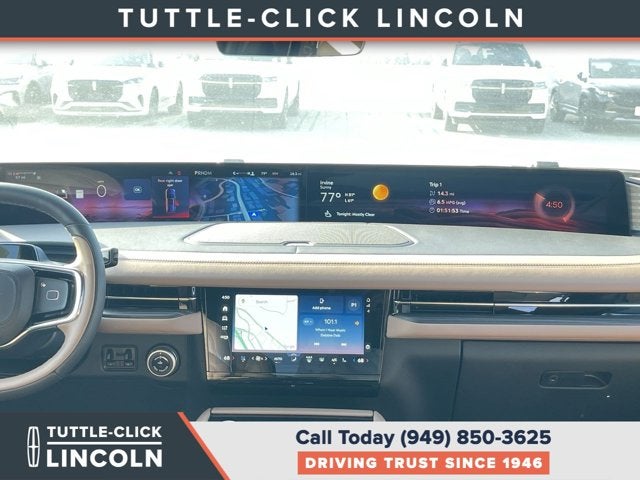 2027 Lincoln Navigator L Black Label