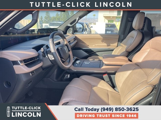 2027 Lincoln Navigator L Black Label