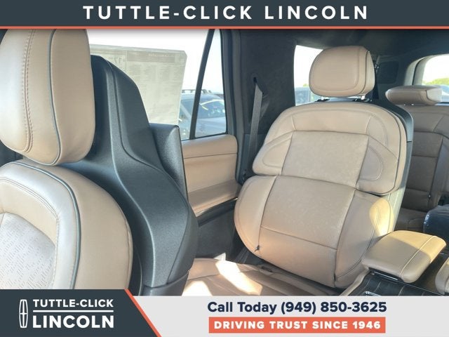 2027 Lincoln Navigator L Black Label